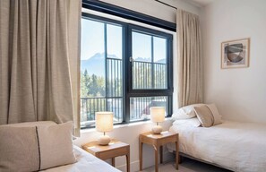 2 habitaciones, tabla de planchar con plancha y wifi gratis 