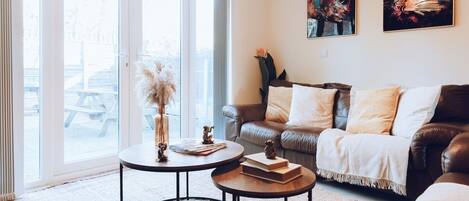 Una televisión, videojuegos