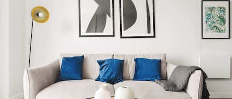 Téléviseur, bureau