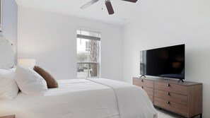 Desk, iron/ironing board, WiFi, bed sheets - Landing | Modern 1BD, Clubhouse, Gym (Lockhart)