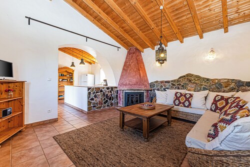 Monte Labarito - Casa de Baixo - Country House 30' away from the beach