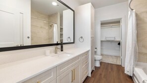 Bathroom - Landing | Modern 2BD in Downtown Roanoke (Fort Worth)