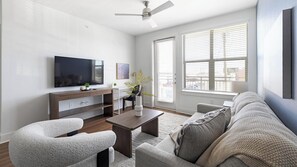 Smart TV - Landing | Modern 2BD in Downtown Roanoke (Fort Worth)