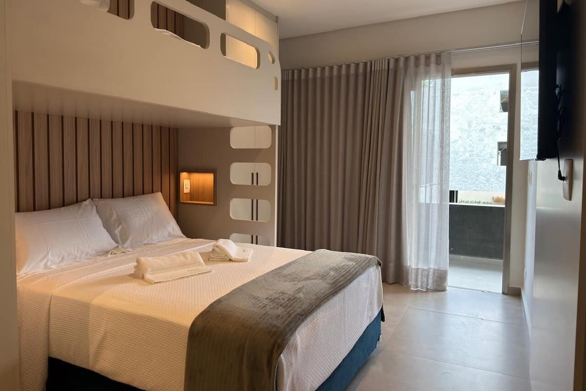 Suite Confort, 1 habitación | Ropa de cama de alta calidad, wifi gratis, ropa de cama