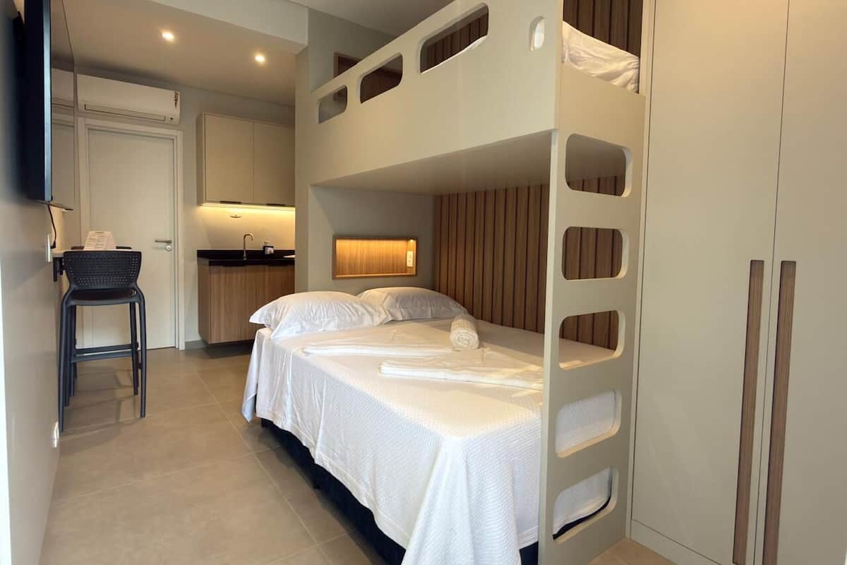 Ropa de cama de alta calidad, wifi gratis, ropa de cama