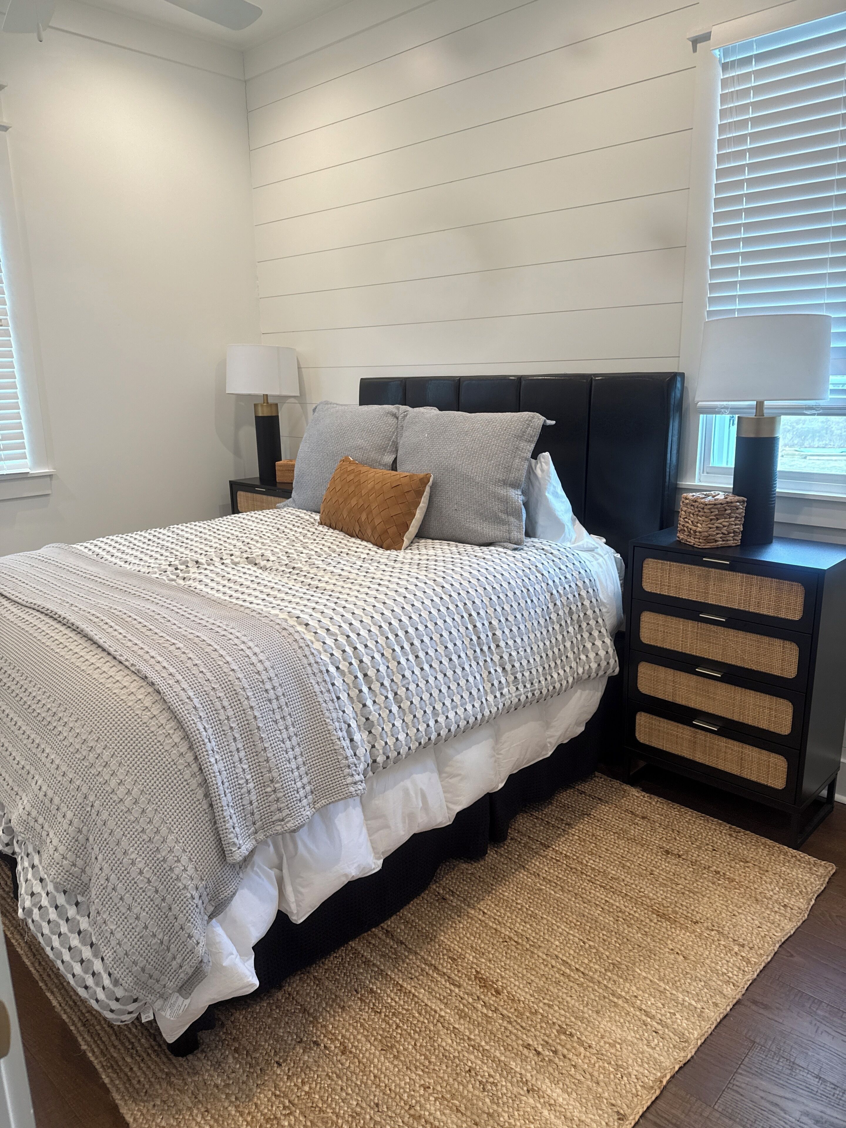 Fer et planche à repasser, Wi-Fi, draps fournis