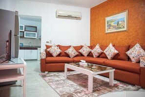 Living area - 1BR apartment with pool view  (South Sinai Governorate)