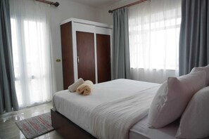 1 quarto, ferros/tábuas de passar roupa, Wi-Fi, roupa de cama