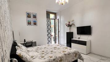 Fer et planche Ă repasser, accĂšs Internet, draps fournis