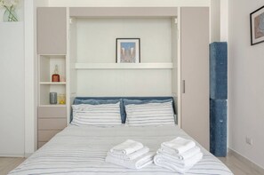 1 chambre, fer et planche à repasser, Wi-Fi gratuit, draps fournis