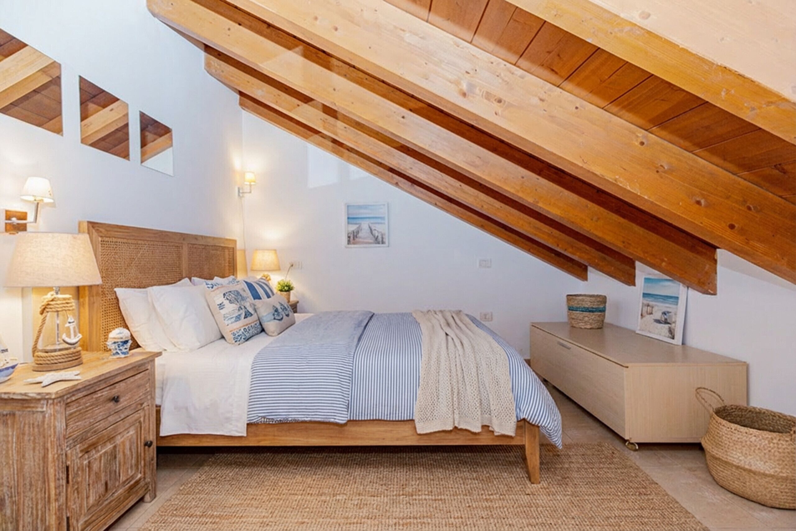 Strykejern/-brett, wi-fi (inkludert) og sengetøy