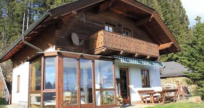 Premium Almhütte | Sauna & Kamin | Kärntner Panorama