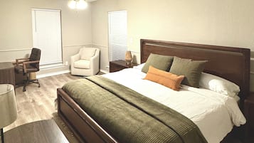 3 bedrooms, desk, iron/ironing board, free WiFi