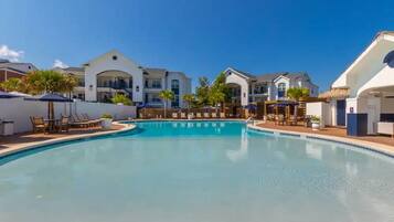 2 outdoor pools, free pool cabanas