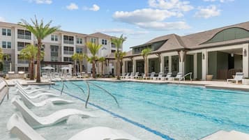 Outdoor pool, free cabanas