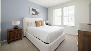 Apartment (2 Bedrooms) | 1 bedroom, individually decorated, individually furnished, desk - Landing Apartments at Perdido Key Beach Coast (Pensacola)