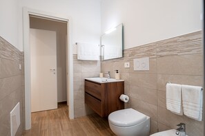 淋浴設備、坐浴桶