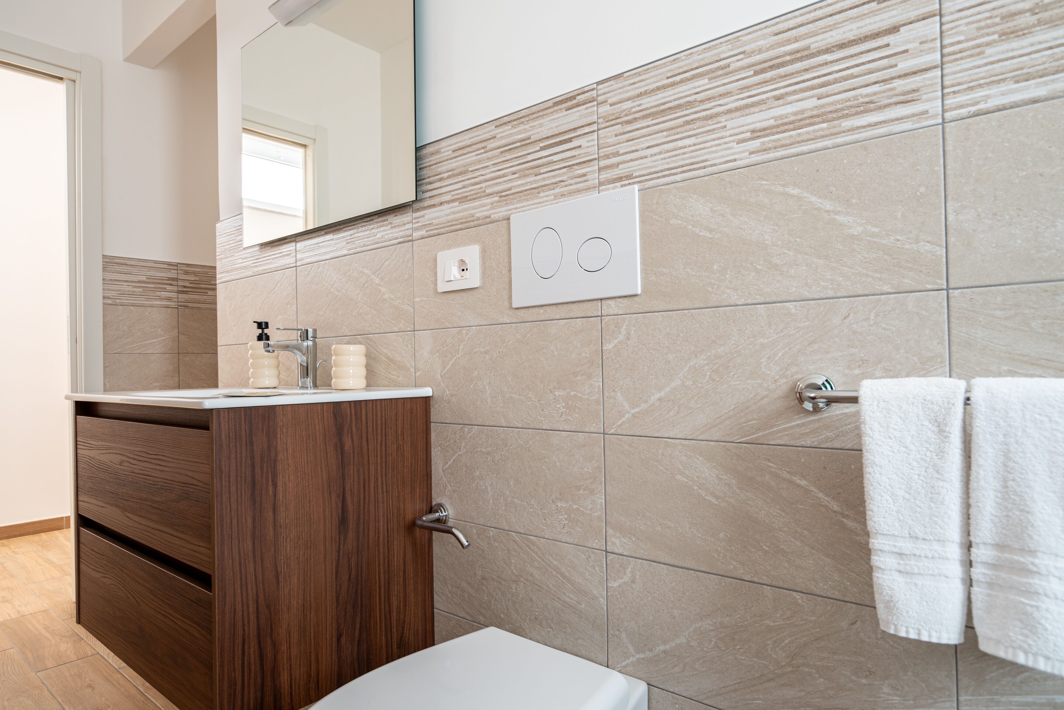 淋浴设施、坐浴桶