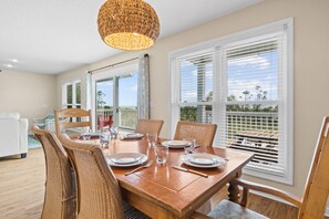 Dining - Absolute Bliss (Port St. Joe)
