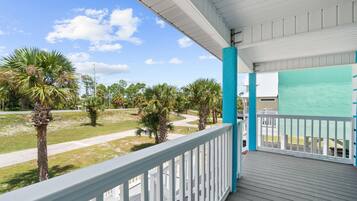 Talo, useita sänkyjä (Absolute Bliss) | Ulkoalueet