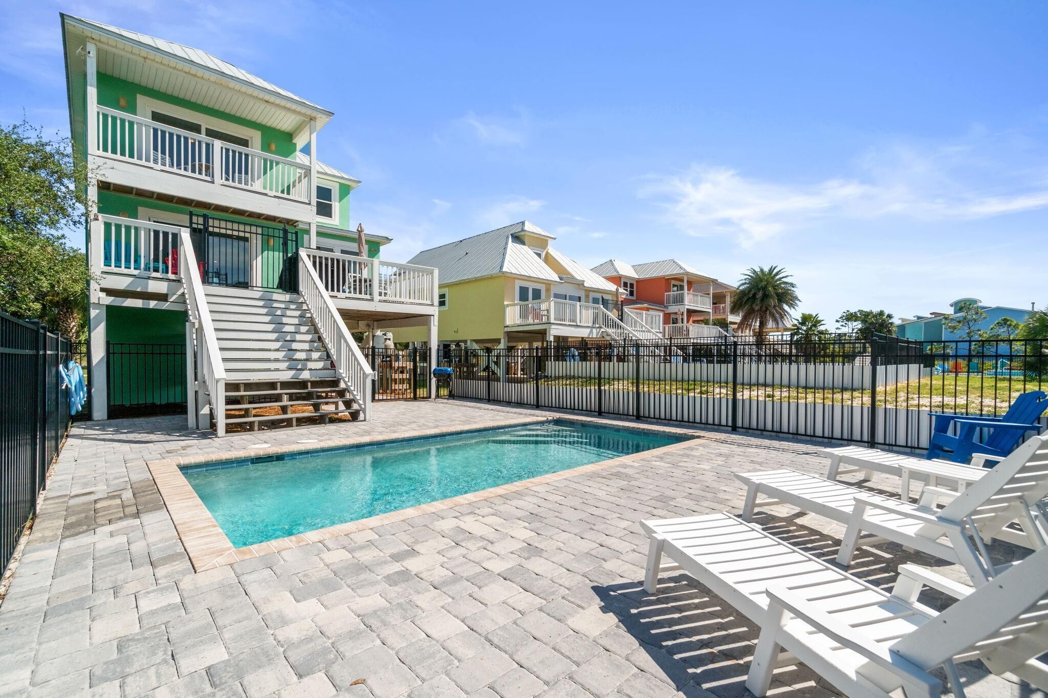 하우스, 침대(여러 개) (All Decked Out) | 수영장