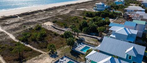 House, Multiple Beds (All Decked Out) | Exterior