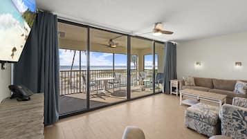 Leilighet – standard, strandutsikt | Oppholdsområde