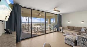 Appartamento Standard, vista spiaggia | Area soggiorno