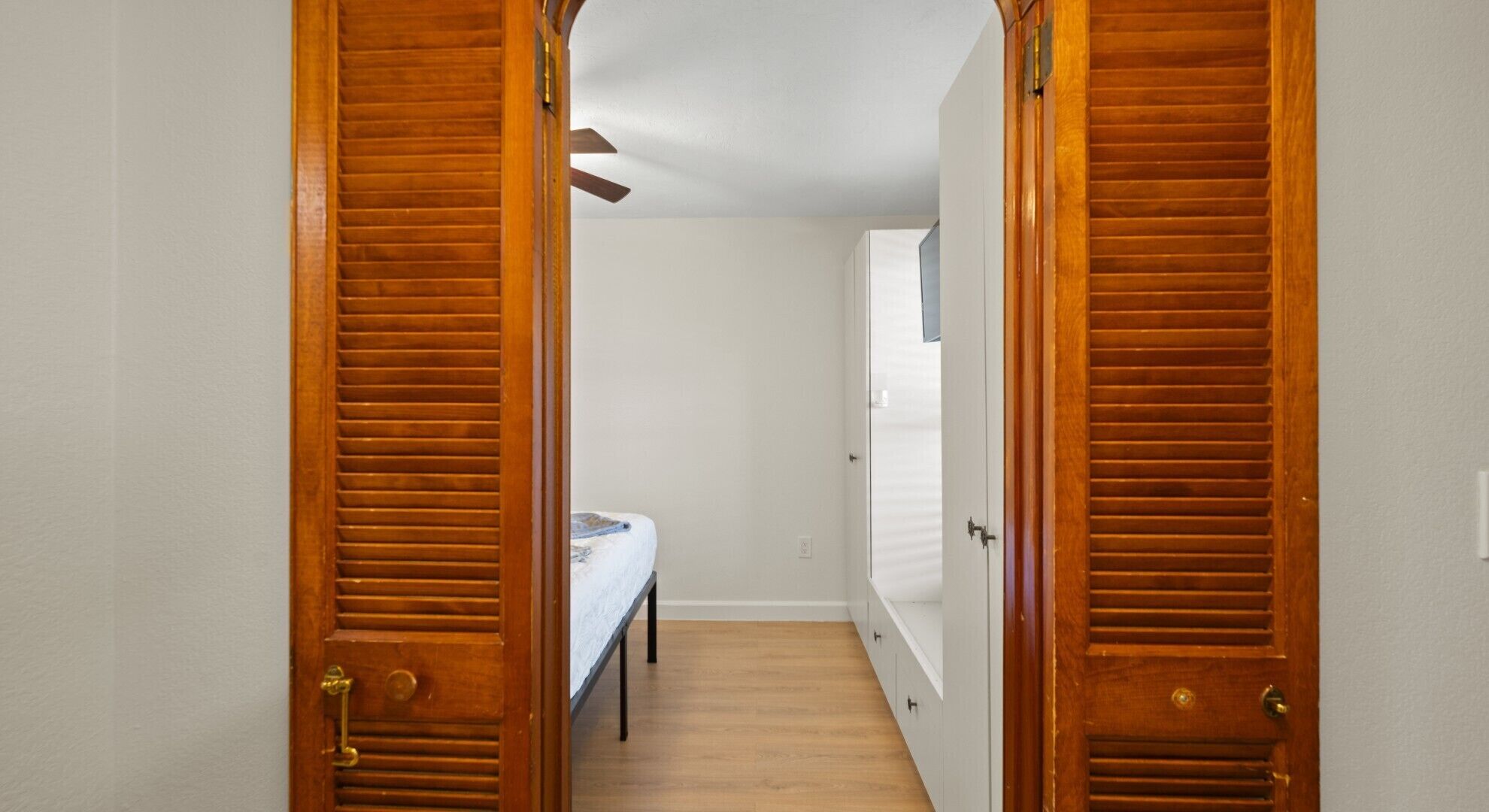 Standard Condo, Beach View