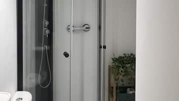 Deluxe Triple Room, Private Bathroom, Courtyard View | Free WiFi