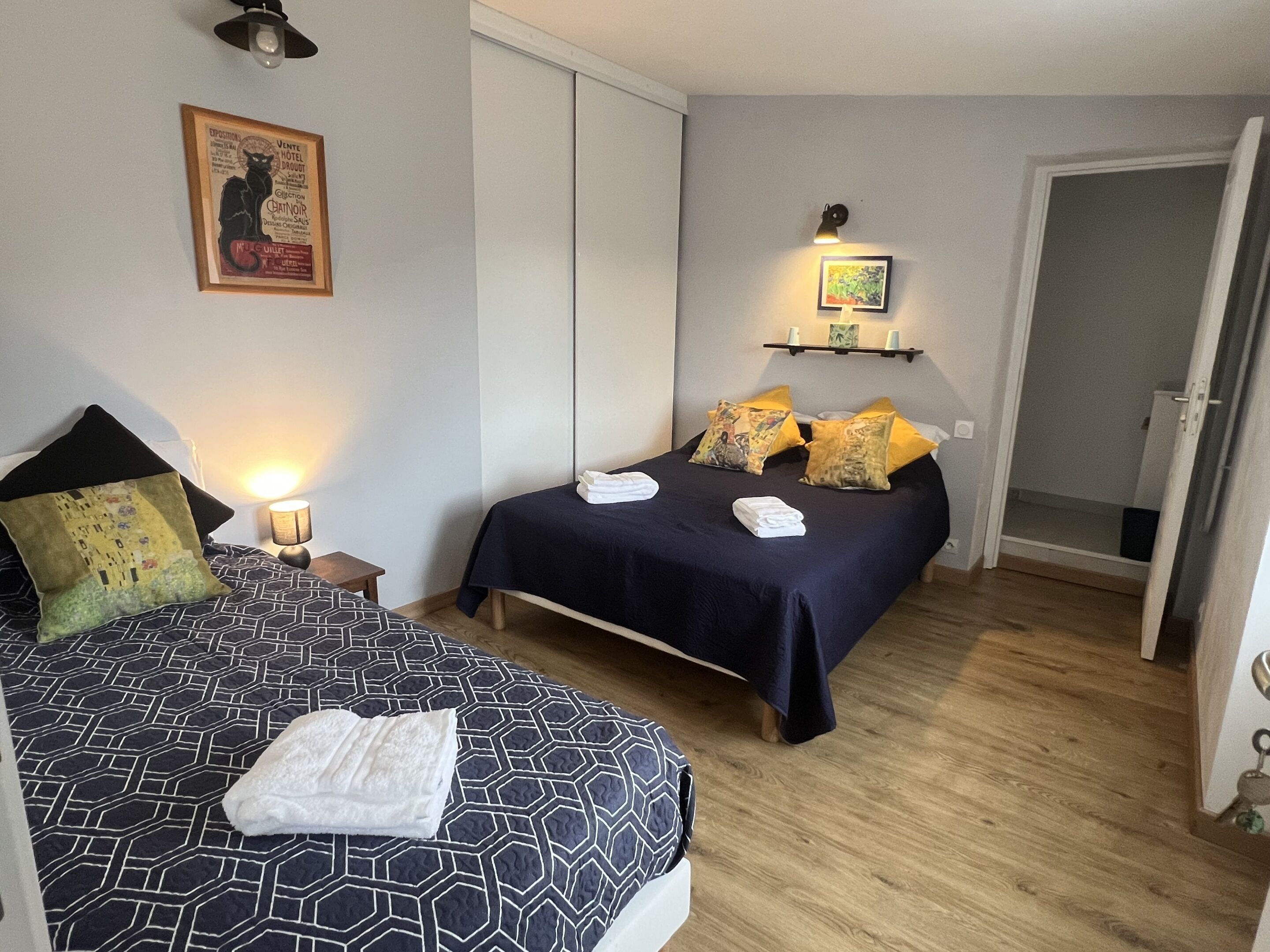 Trippelrum - utsikt mot trädgården | Gratis wi-fi