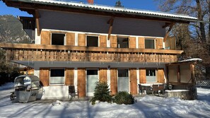 House | Exterior - Ferienhaus mit 6 Appartements in Grainau (Grainau)