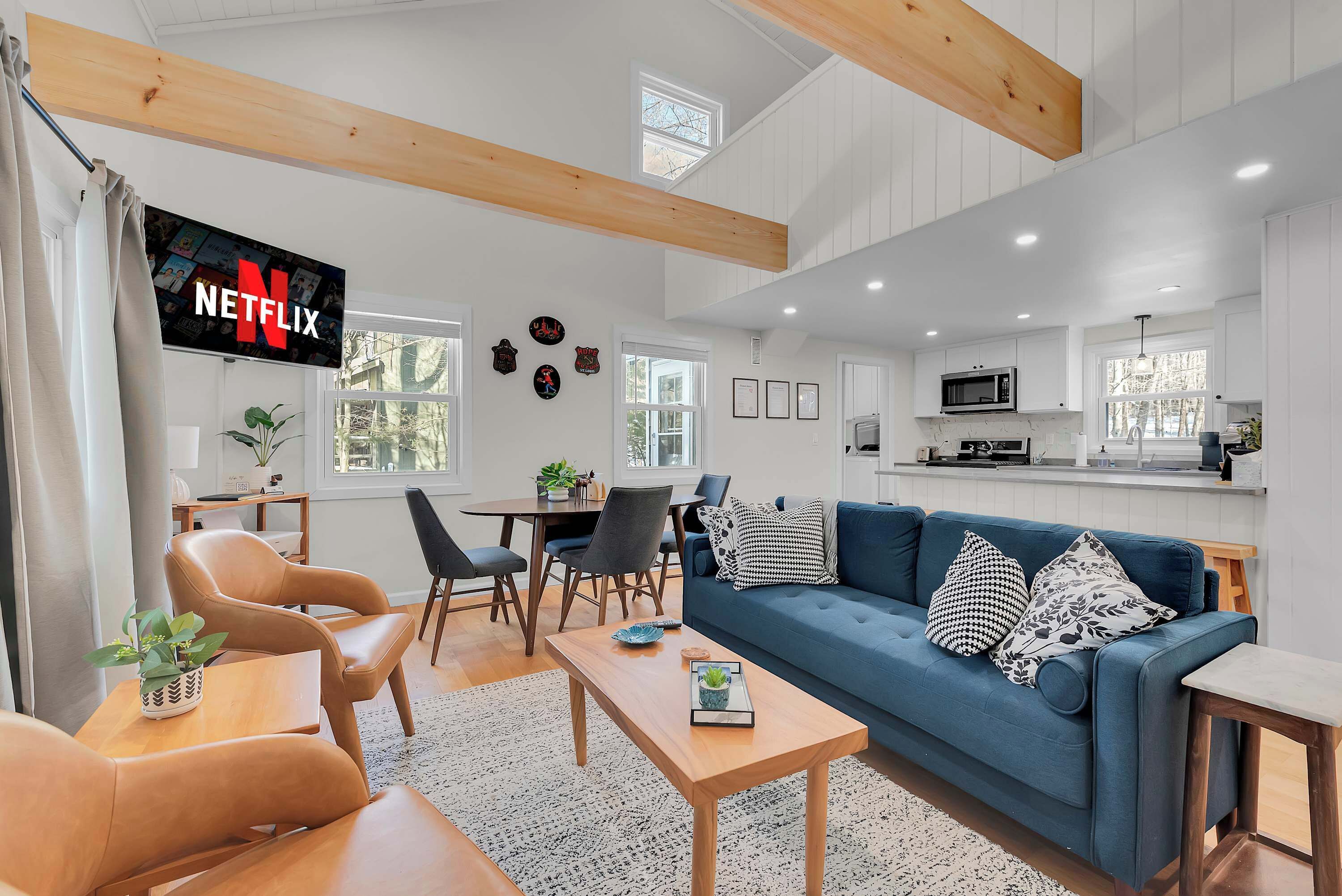 Fernseher, Kamin, Arbeitsbereiche