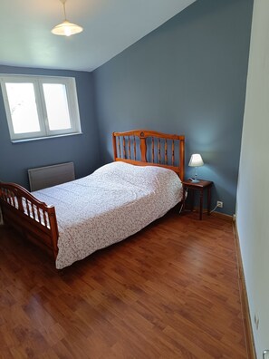 Iron/ironing board, internet, bed sheets - Located 2 km from Wimereux's first beach. Pets welcome! (Wimille)