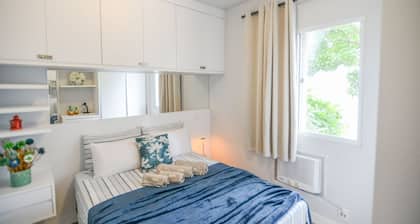 Apto com Piscina Garagem e Ar Cond no Jardim Zara