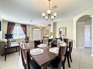 Dining - This amazing 6 Bedroom property with a lake view is spacious and newly furnished (Kissimmee)