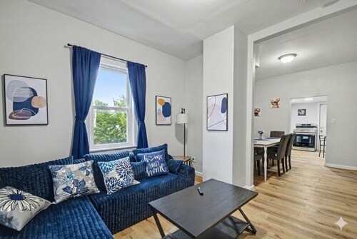 New Modern House 5-Min from Notre Dame with 3 Bedrooms!