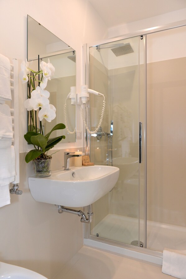Studio, Sea View | Bathroom