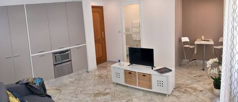 Studio, Sea View | Living area