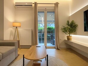 Living area - Elegant Living in Glyfada Center (Glifada)