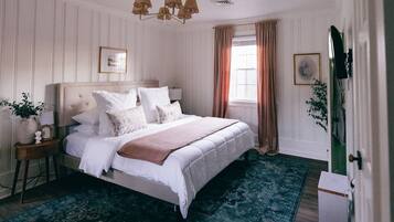 Bügeleisen/Bügelbrett, Reisekinderbett, kostenloses WLAN, Bettwäsche