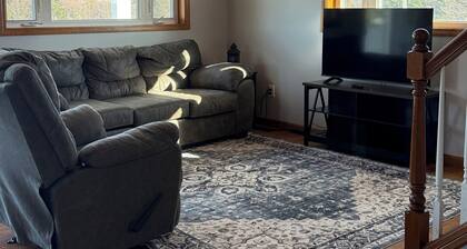 Lookout Lodge-Relaxing 3-bedroom house perfect for relaxing getaways