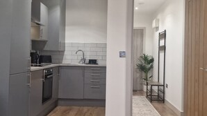 Unclassified image, 2 of 17, button - Uebert Heights - Cannock, Stafforshire Sleeps 6 Centrally Located Free Parking (Cannock)