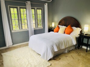 4 habitaciones, tabla de planchar con plancha y wifi gratis