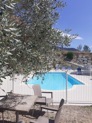 Maison Nyons 3ch. avec piscine partagée