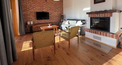 Iza na brejgi - House on the hill