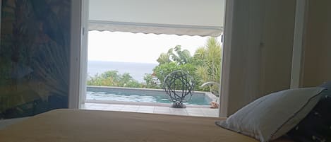 4 عدّة غرف نوم ومكواة/لوح كي وسرير سفر وواي فاي مجانًا