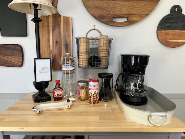 Interior - Safe, Family-Friendly Home in the Middle of Town! (Alexandria)