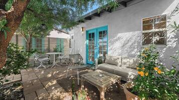 Economy Double or Twin Room, Garden View | Terrace/patio