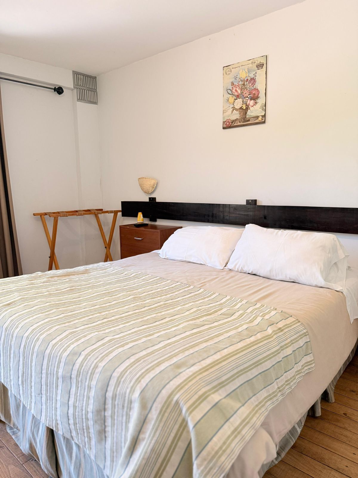 Chambre Économique Double ou avec lits jumeaux, vue jardin | Wi-Fi gratuit